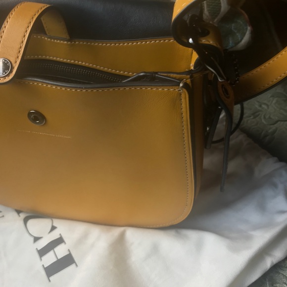 Disney x Coach Mickey Saddlle bag - Picture 11 of 12